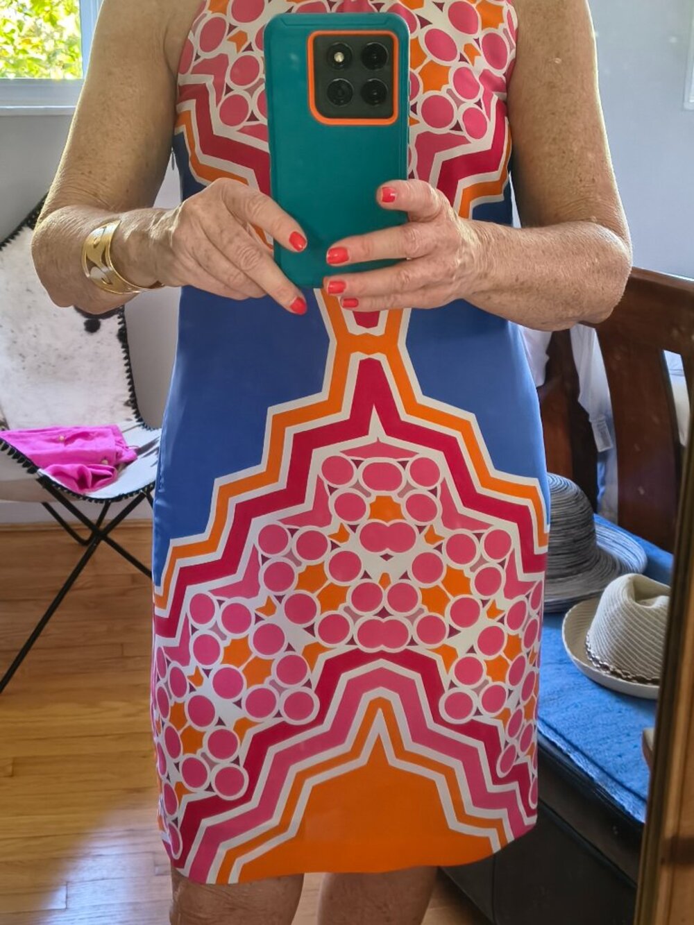 Banana Republic size 2 silky dress, lined, size 4